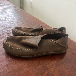 Olukai Akahai Men Indoor/Outdoor Slip On Slipper Shoe Leather Cabin  10.5